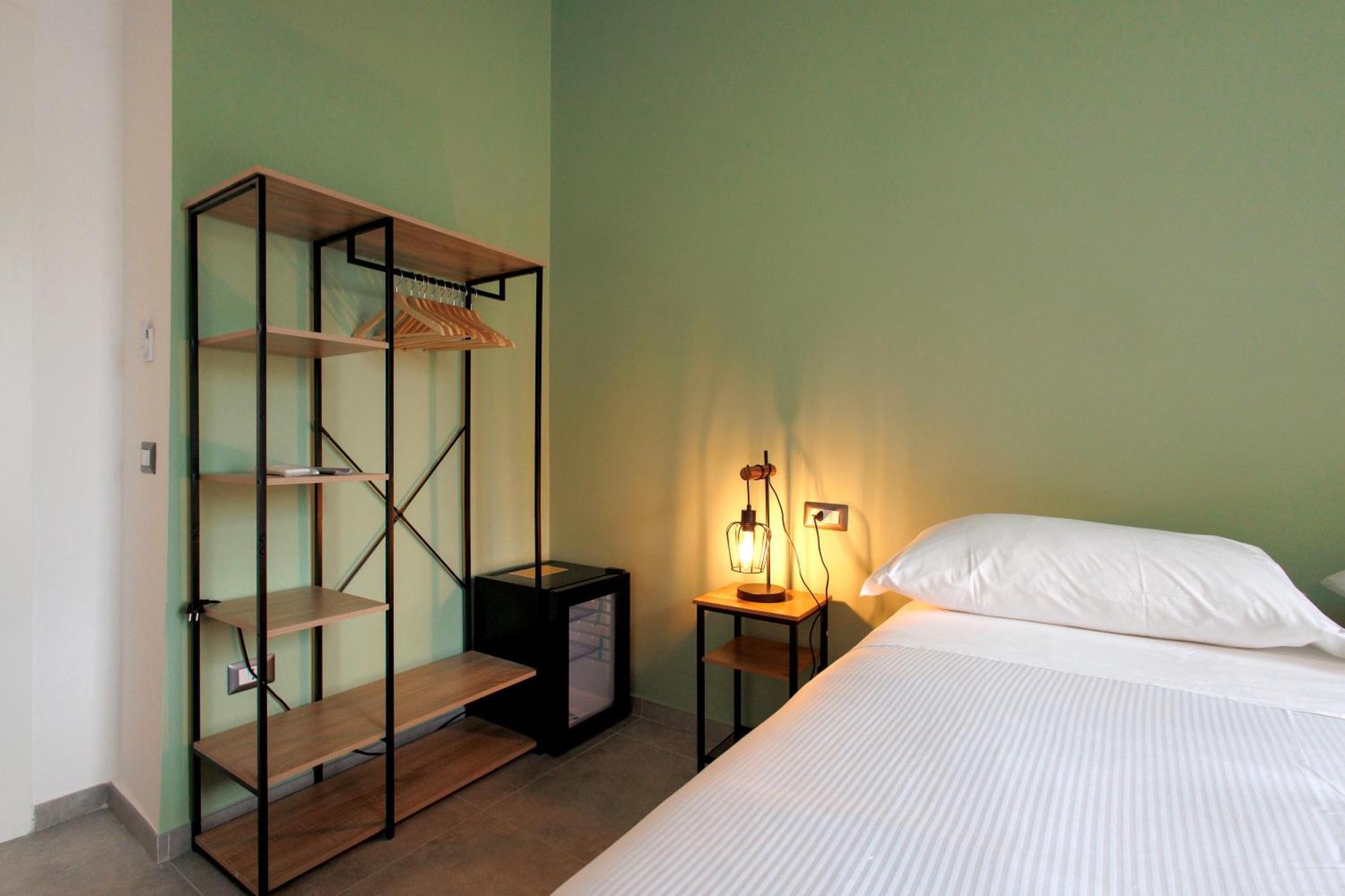 Yourban Hub Naples Luaran gambar